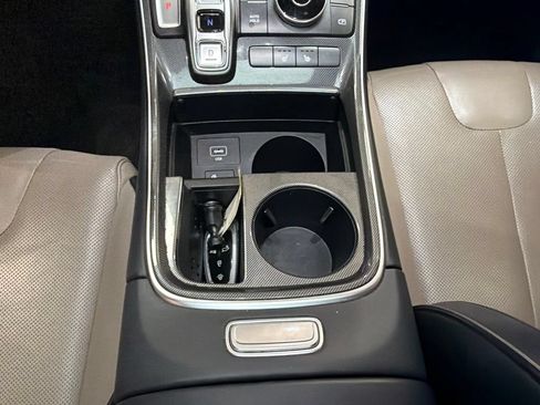Used 2022 Hyundai Santa Fe SEL w/ Convenience + Premium Package FWD image 22