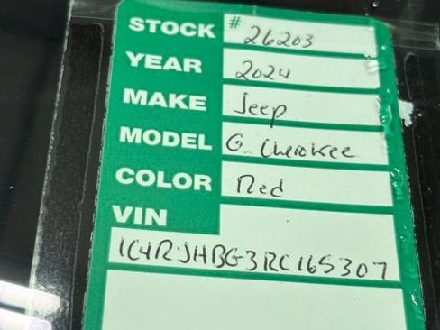 Certified 2024 Jeep Grand Cherokee Limited w/ Black Appearance Package image 26