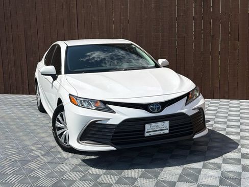 Used 2023 Toyota Camry LE FWD image 9
