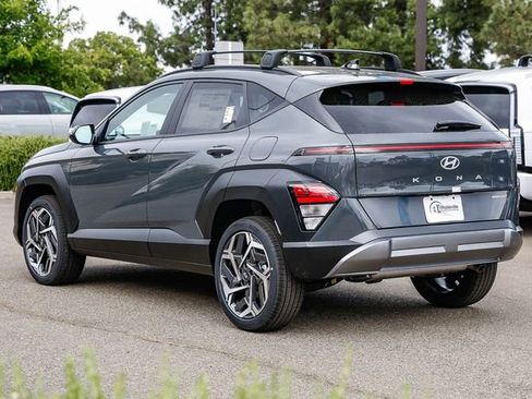 New 2026 Hyundai Kona SEL Premium AWD/4WD image 2