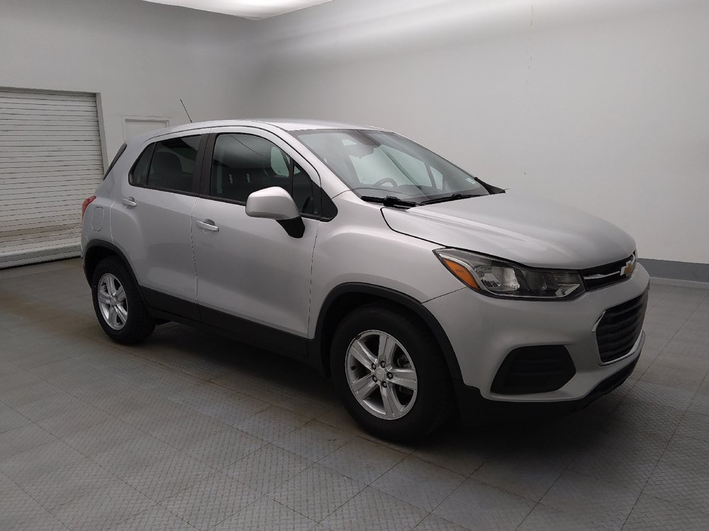 Used 2020 Chevrolet Trax LS FWD image 11