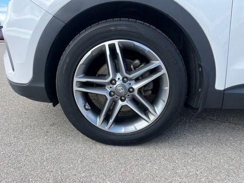 Used 2017 Hyundai Santa Fe SE w/ SE Ultimate Tech Package 03 image 25