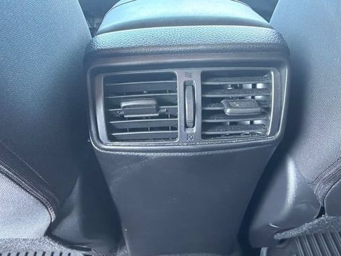 Used 2022 Nissan Rogue Sport SV FWD image 21