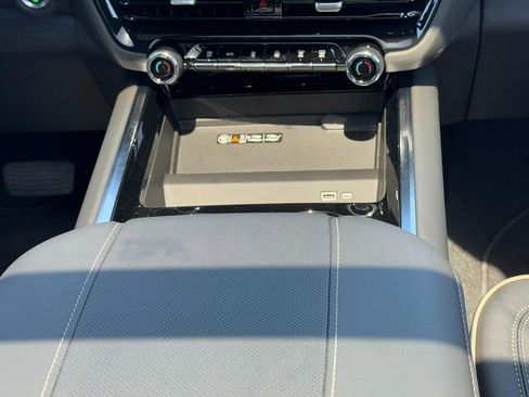 New 2026 Chevrolet Tahoe Premier w/ Sun And Tow Package AWD/4WD image 31
