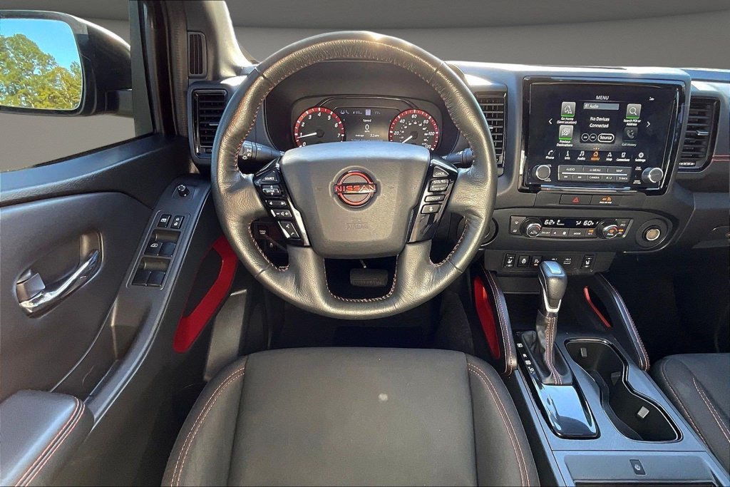 Used 2022 Nissan Frontier Pro-X RWD image 12