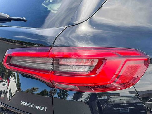 Used 2019 BMW X5 xDrive40i w/ Convenience Package AWD/4WD image 8