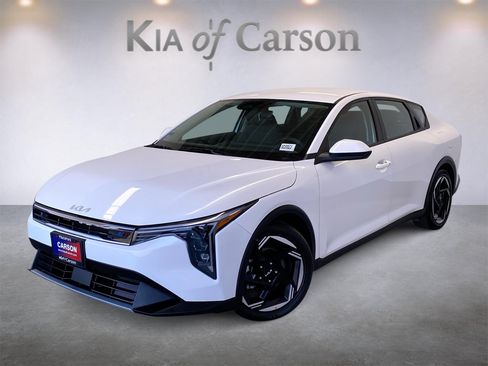 Certified 2025 Kia K4 EX FWD image 1