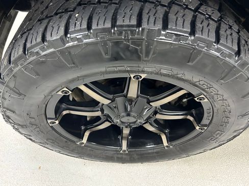 Used 2019 Ford F150 XLT w/ Equipment Group 302A Luxury image 9