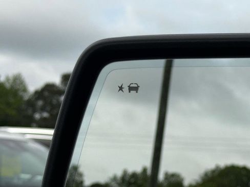 Used 2025 GMC Sierra 1500 AT4 image 52