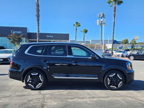 Used 2023 Kia Telluride EX w/ EX Captain's Chair Package AWD/4WD image 8
