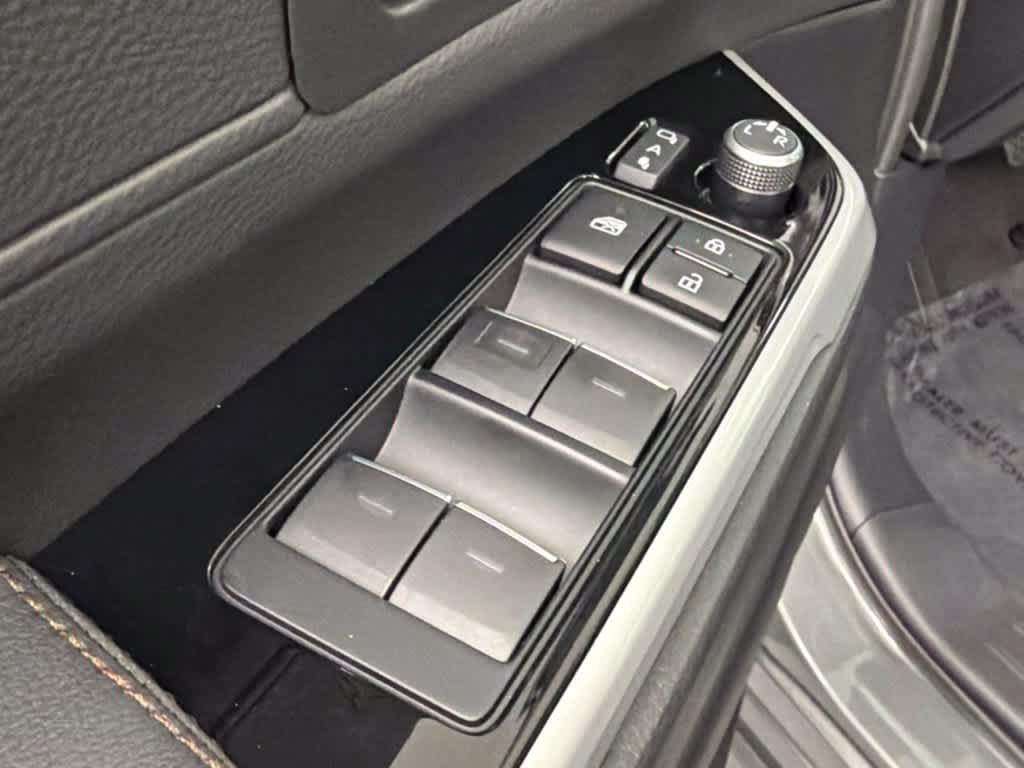 Certified 2026 Toyota Sienna Limited FWD image 20