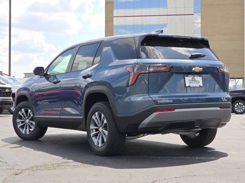 New 2026 Chevrolet Equinox LT w/ Safety and Technology Package FWD image 9