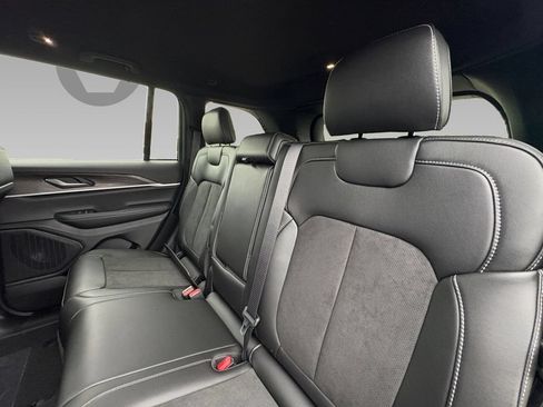 New 2026 Jeep Grand Cherokee Altitude RWD image 4
