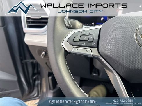 New 2026 Volkswagen Taos SE image 19