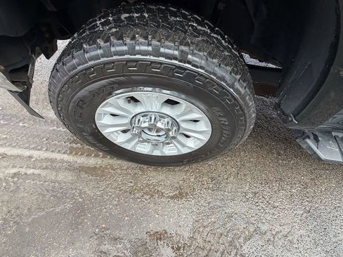 Used 2021 Ford F250 XL w/ STX Appearance Package image 10