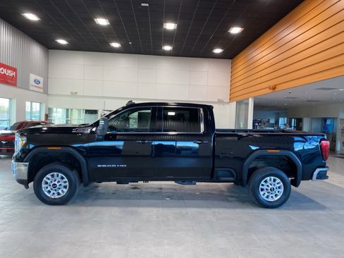 Used 2021 GMC Sierra 2500 SLE image 2
