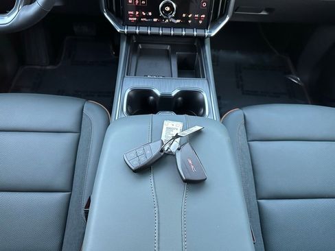 New 2026 GMC Acadia AT4 w/ Luxury Package image 34