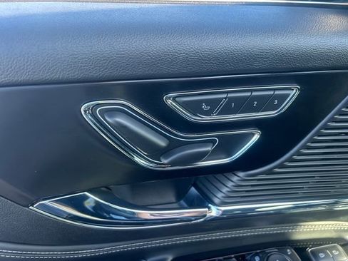 Used 2021 Lincoln Corsair AWD image 30