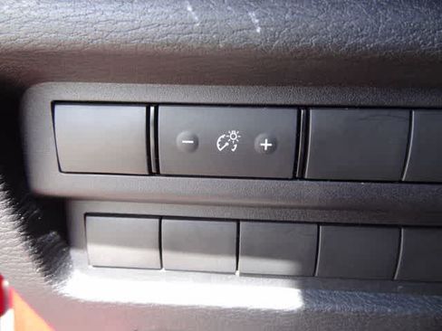 Used 2024 Mitsubishi Outlander SE FWD image 14