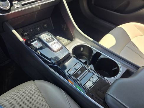 Used 2020 Hyundai Sonata Limited FWD image 18