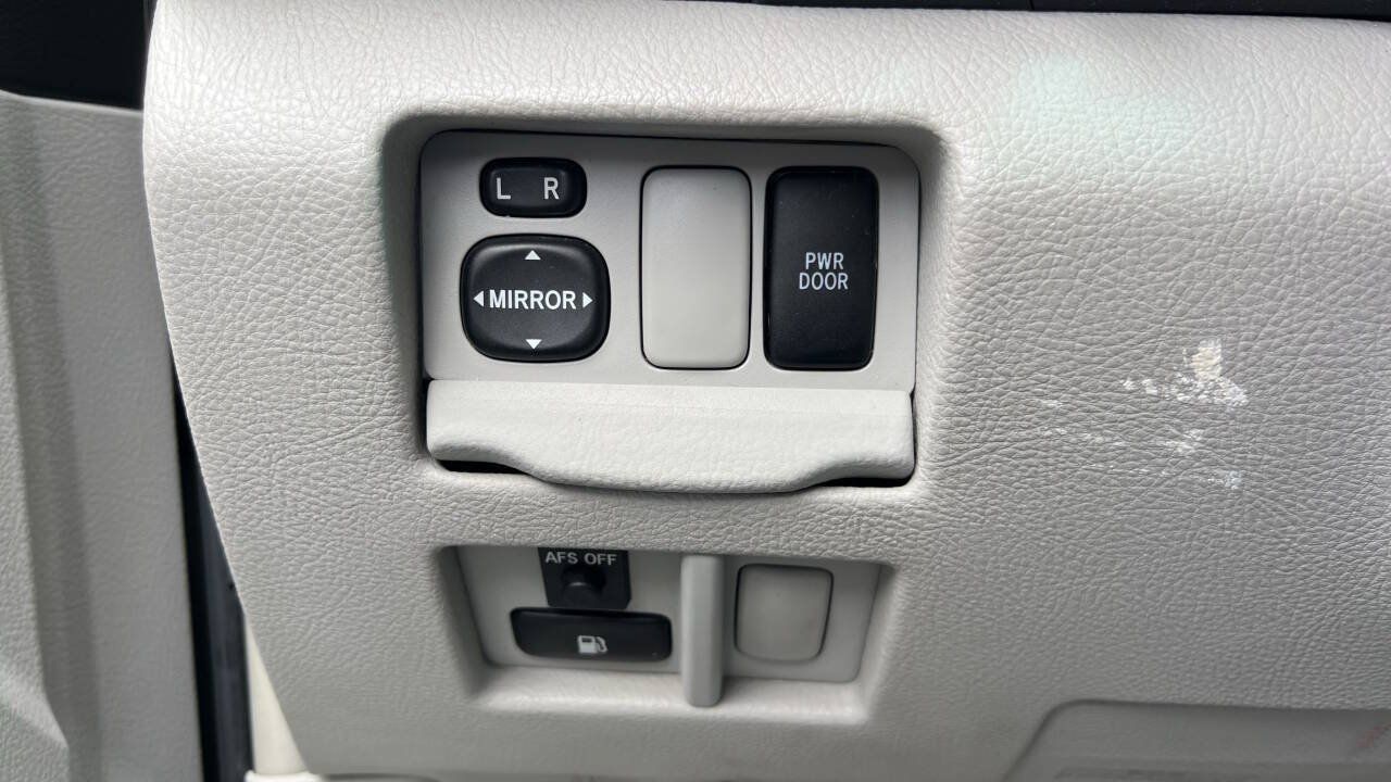 Used 2005 Lexus RX 330 AWD w/ Premium Plus Pkg image 21
