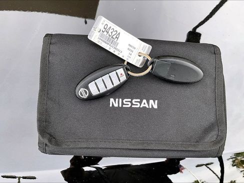 Used 2018 Nissan Maxima 3.5 SL FWD image 11