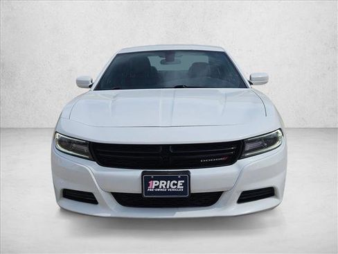 Used 2021 Dodge Charger SXT w/ Leather Interior Group image 2