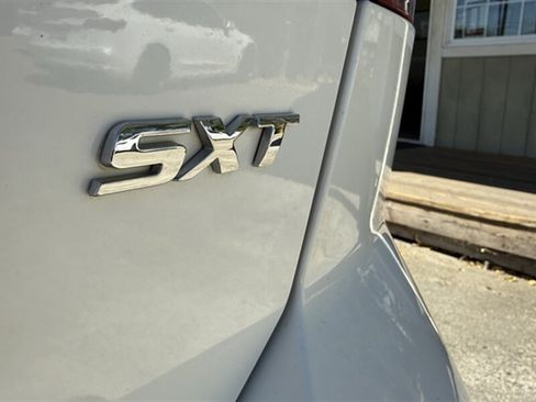 Used 2016 Dodge Journey SXT w/ Premium Group FWD image 6
