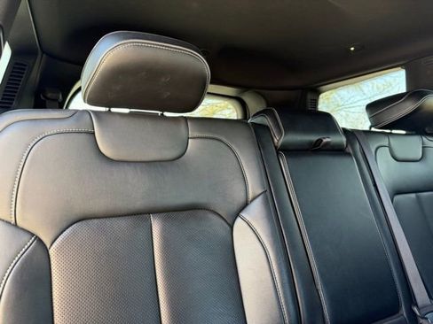 Used 2021 Jeep Grand Cherokee L Overland image 18