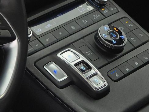 Used 2023 Hyundai Palisade Limited image 24