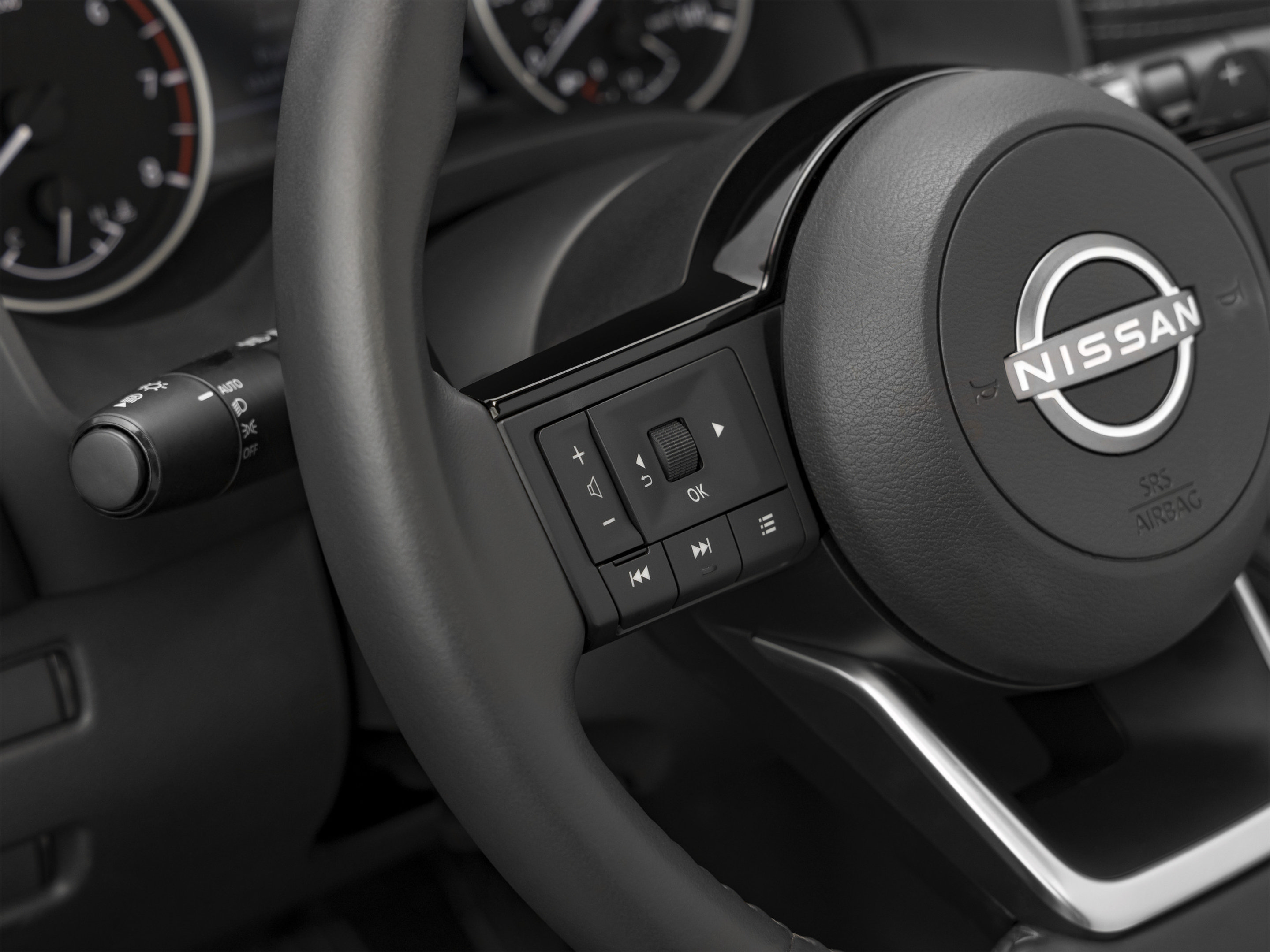 Used 2023 Nissan Rogue SL w/ SL Premium Package FWD image 45