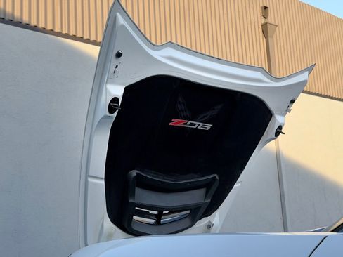 Used 2015 Chevrolet Corvette Z06 w/ Z07 Performance Package image 42