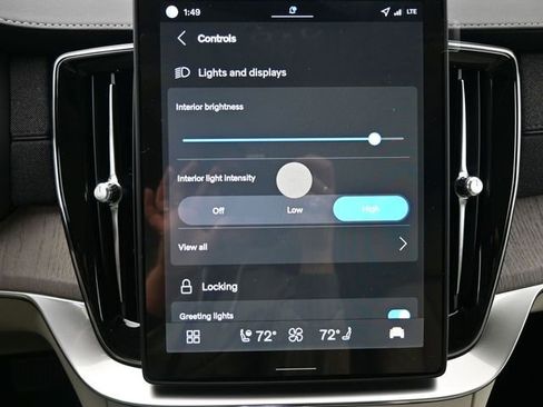 New 2026 Volvo XC90 B6 Ultra w/ Protection Package image 31