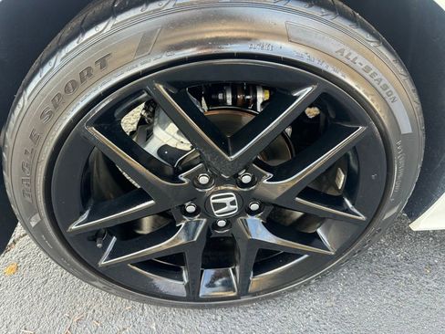 Used 2022 Honda Civic Sport image 6