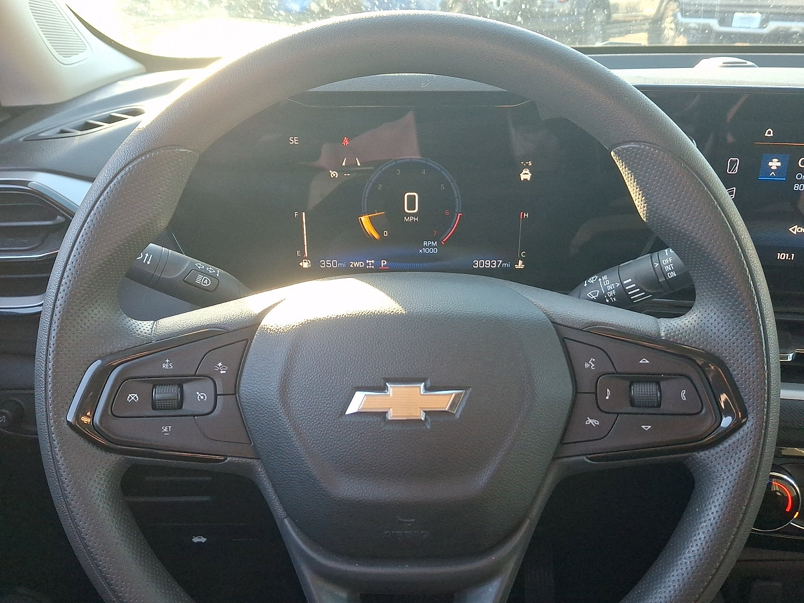Used 2025 Chevrolet TrailBlazer LT AWD/4WD image 19