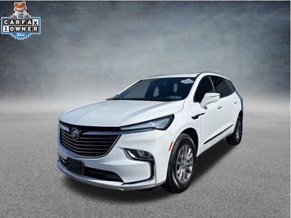 Used 2023 Buick Enclave Essence