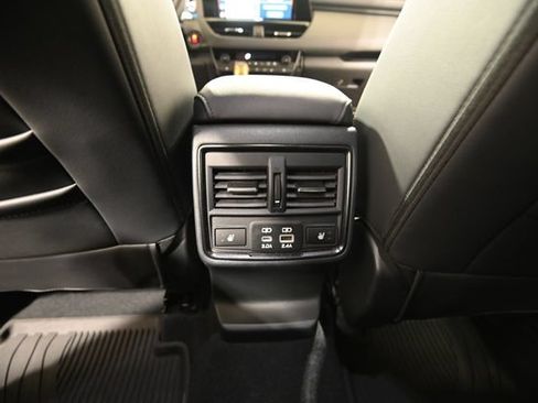 Certified 2026 Subaru Outback Wilderness AWD/4WD image 33