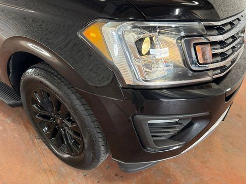 Used 2019 Ford Expedition XLT RWD image 10