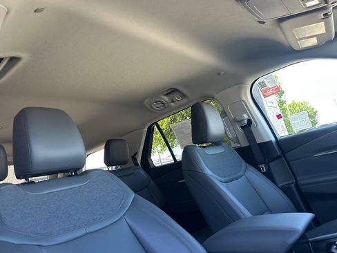 New 2026 Ford Explorer Active w/ Active Comfort Package RWD image 18