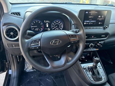 Used 2023 Hyundai Kona SEL image 18