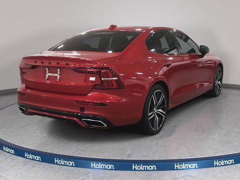 Used 2022 Volvo S60 T8 R-Design AWD/4WD image 7