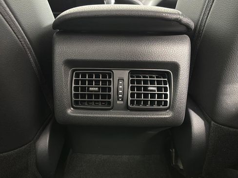 Used 2024 Toyota Camry XLE w/ Navigation Package FWD image 18