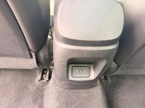 Used 2024 Hyundai Elantra SEL FWD image 29