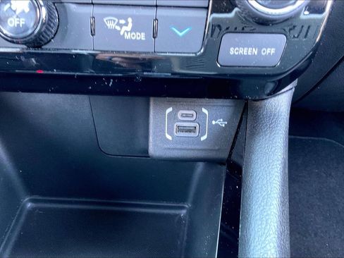 Certified 2025 Jeep Compass Limited AWD/4WD image 20