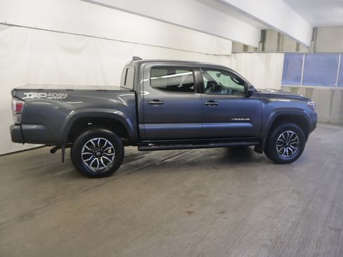 Certified 2021 Toyota Tacoma TRD Sport w/ Technology Package image 4
