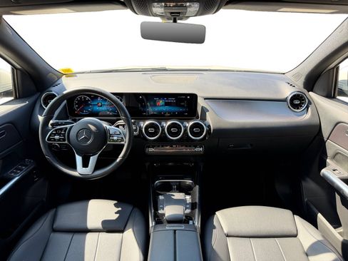 Used 2021 Mercedes-Benz GLA 250 4MATIC image 16