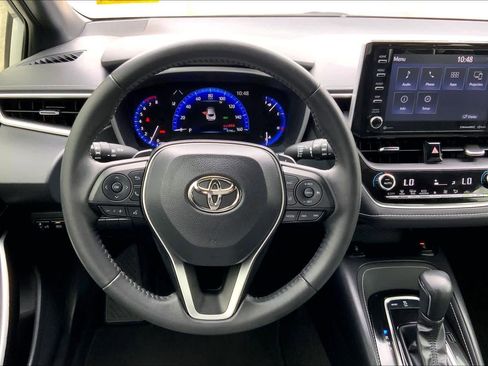 Used 2022 Toyota Corolla XSE image 6