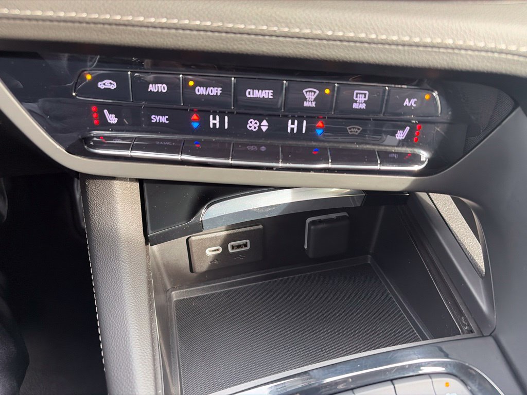Used 2023 Buick Envision Preferred FWD image 26