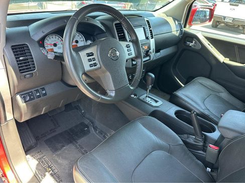 Used 2020 Nissan Frontier PRO-4X w/ Pro-4x Utility Package AWD/4WD image 16