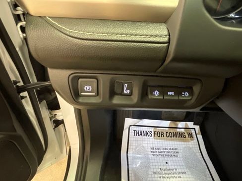 Used 2023 GMC Acadia Denali FWD image 12